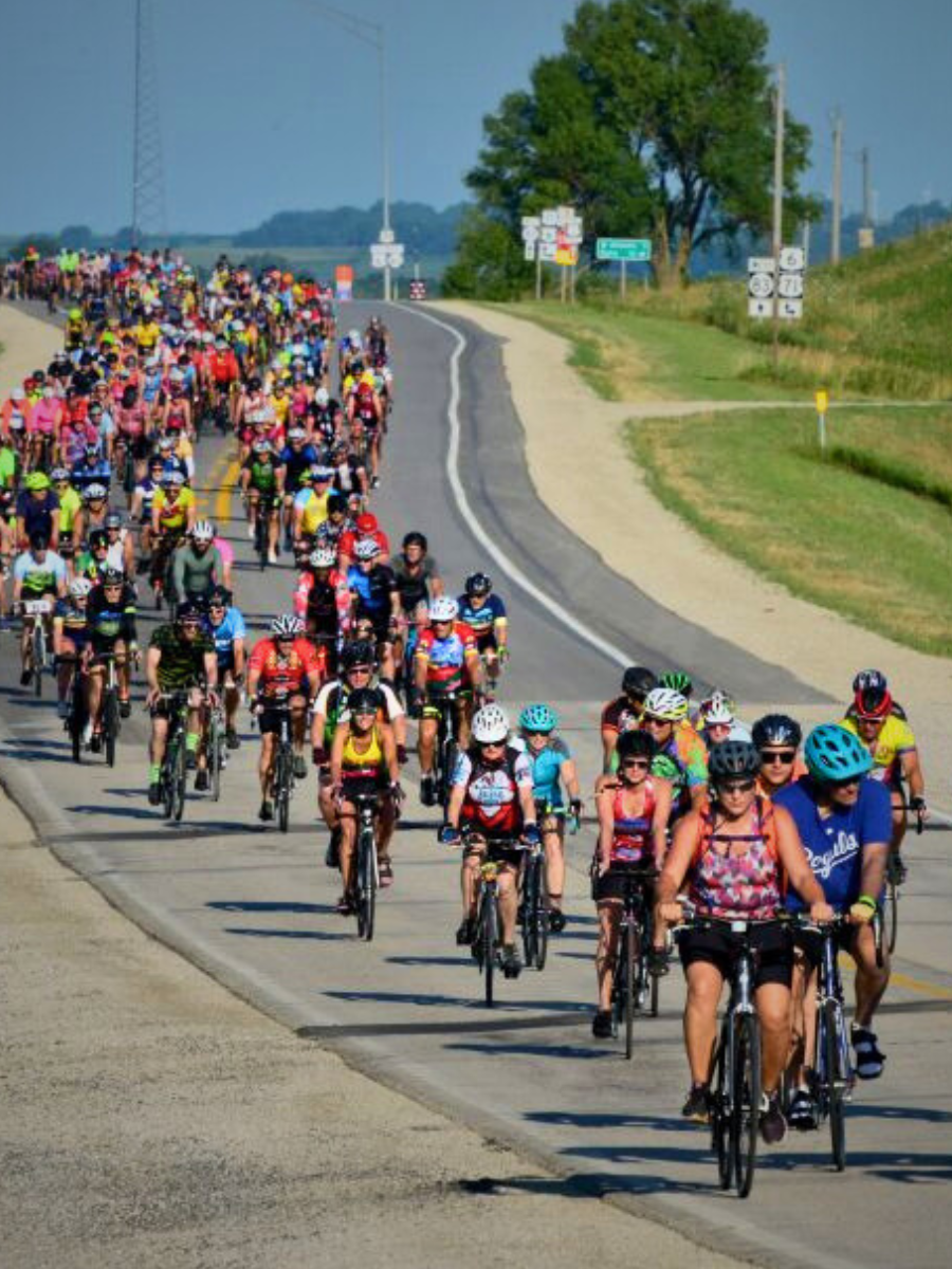 Riders during the 2019 RAGBRAI (Photo credit: RAGBRAI)